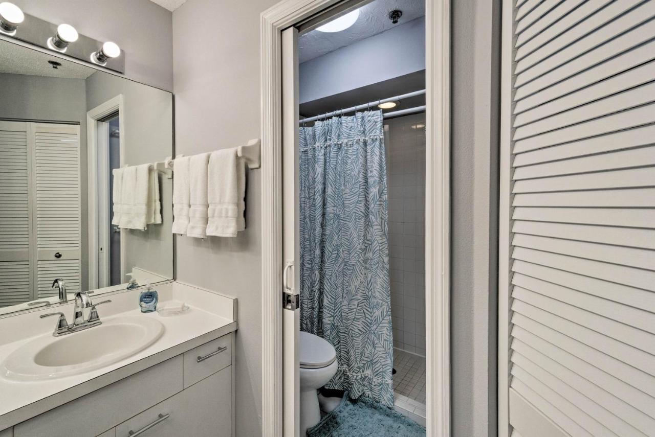 Condo With Pool And Gulf Access On Anna Maria Island! Holmes Beach Bagian luar foto
